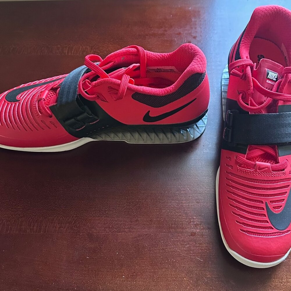 NIKE ROMALEOS 3 WEIGHTLIFTING SHOES Red/Black 852933-603 Size 7.5 *RARE* - Picture 2 of 5